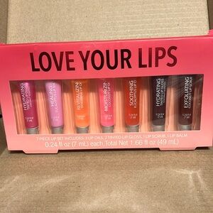 Love Your Lips 💋 Set NWB